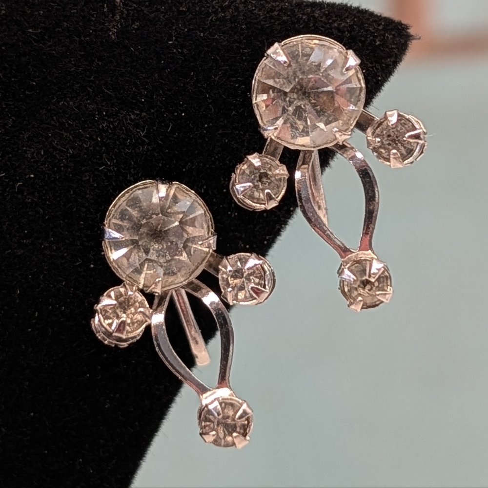 Vintage Bugbee & Niles Rhinestone Earrings